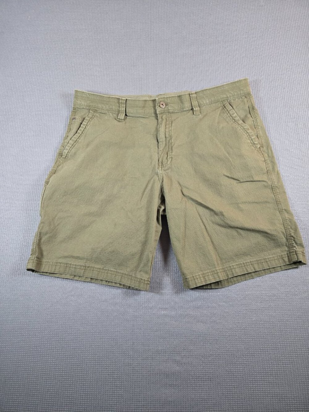 Weatherproof Cargo Shorts Mens Size 36 Alpine Olive 6-Pocket